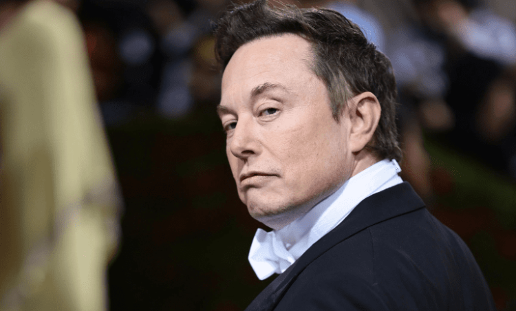 ایلان ماسک، میلیاردر حوزه فناوری، می‌گوید هوش مصنوعی در آینده احتمالا تمام مشاغل را از ما خواهد گرفت