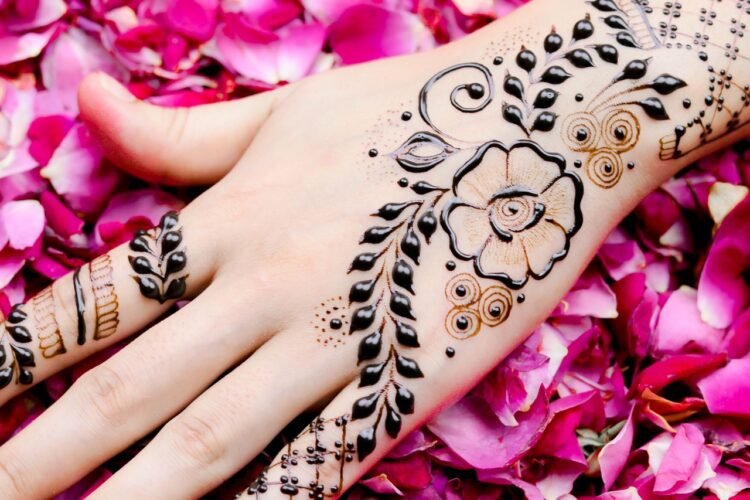 The Art of Henna Tattooing: History, Culture, and Modern Trends