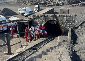 تعدادی از کارگران «محبوس» و ده‌ها کشته در انفجار معدن زغال‌سنگ طبس