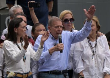 Edmundo González Former Venezuelan opposition presidential candidate  has fled into exile