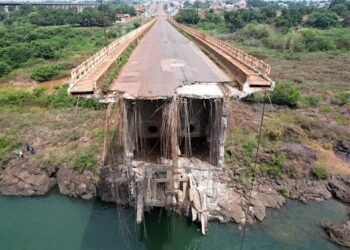 نشت مواد شیمیایی پس از فاجعه پل در برزیل