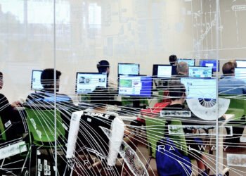 فرصتی طلایی برای یادگیری آنلاین: دوره‌های رایگان کتابخانه عمومی تورنتو