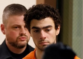 Suspect Resists Extradition in UnitedHealthcare CEO Killing