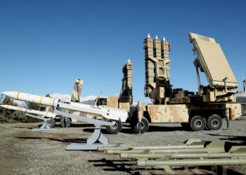 مقام ارشد نظامی بریتانیا: اسرائیل تقریباً تمام سامانه‌های پدافند هوایی ایران را نابود کرده است