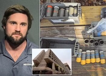 کشف انبوهی از بمب‌های دست‌ساز در خانه‌ای در ویرجینیا توسط FBI