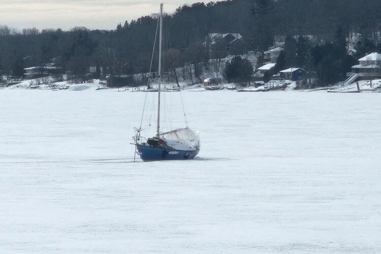 Sailor Trapped in Georgian Bay Ice Sparks Concern