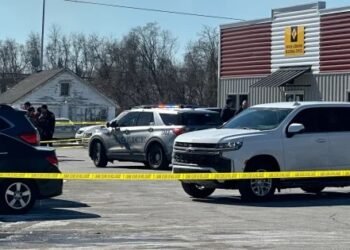 Three Killed in Shooting Outside Kentucky Driver’s License Office