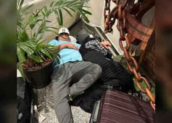 Ontario Couple Stranded Overnight at Antigua Airport