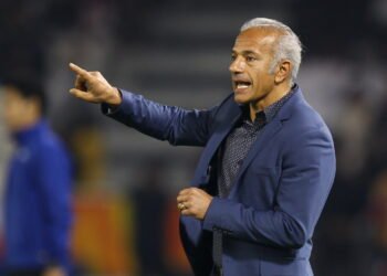 انتقاد تند محمد خاکپور از وضعیت اقتصادی ایران: «ایران از یک کشور توانمند به مسئله‌ای جهانی تبدیل شده است»