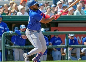 Guerrero Jr. Denies Seeking Soto-Level Deal