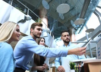 آینده کانادا: چشم‌اندازی از رشد، نوآوری و رهبری جهانی