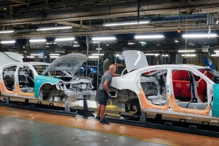 Trump’s Trade War Shifts Focus to Canada’s Auto Industry