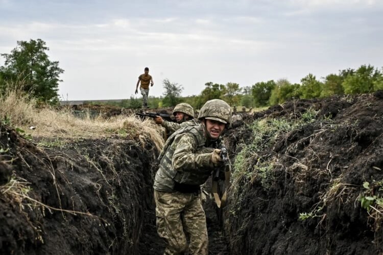 Russian Forces Use Gas Pipeline to Attack Ukrainian Units in Kursk