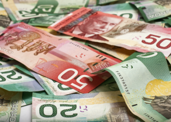 Canadians Rely on Tax Refunds to Tackle Soaring Debt