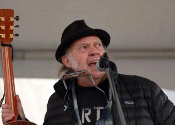 Star Power in Politics: Will It Sway Canadian Voters?