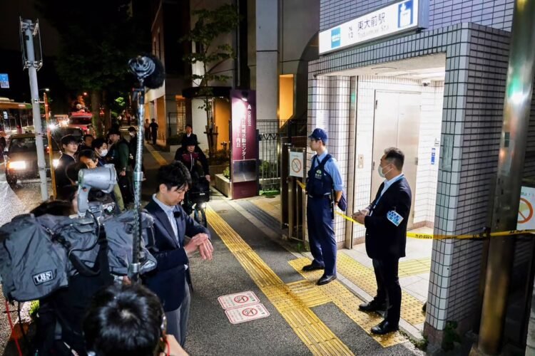 Knife Attack on Tokyo Subway Injures Two During Evening Rush