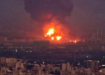 طوفان، آتش‌سوزی و زلزله؛ شب پرحادثه در البرز و تهران