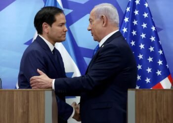 سفر وزیر دفاع آمریکا به اسرائیل؛ آغاز دور تازه‌ای از رایزنی‌های امنیتی پیش از حضور ترامپ در خاورمیانه