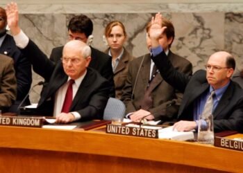 غرب ایران را به نقض تعهدات هسته‌ای متهم کرد؛ احتمال بازگشت پرونده به شورای امنیت