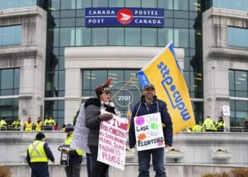 خطر اختلال دوباره در خدمات پستی کانادا؛ مذاکرات در مرز شکست