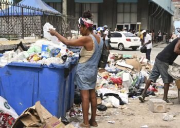 اخراج وزیر کار کوبا پس از اظهارات جنجالی درباره بی‌خانمان‌ها