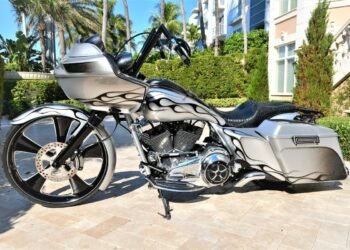 Touring / Grand Touring: پادشاه جادهها برای سفرهای بینشهری و ماجراجوییهای طولانی