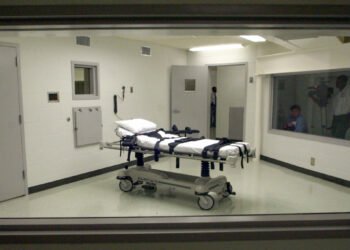 مرگ خاموش با نیتروژن؛ «خداحافظی بی‌کلام» قاتل پس از سه دهه در صف اعدام