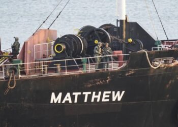 توقیف کشتی حامل کوکائین در سواحل ایرلند؛ دو ایرانی در میان محکومان