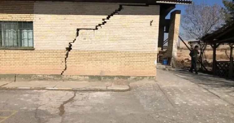 فرونشست زمین در اصفهان