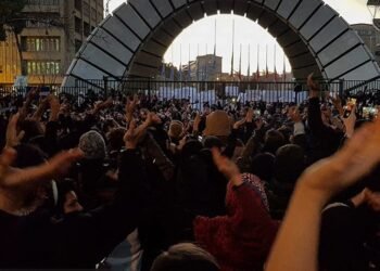 جمهوری اسلامی و افول