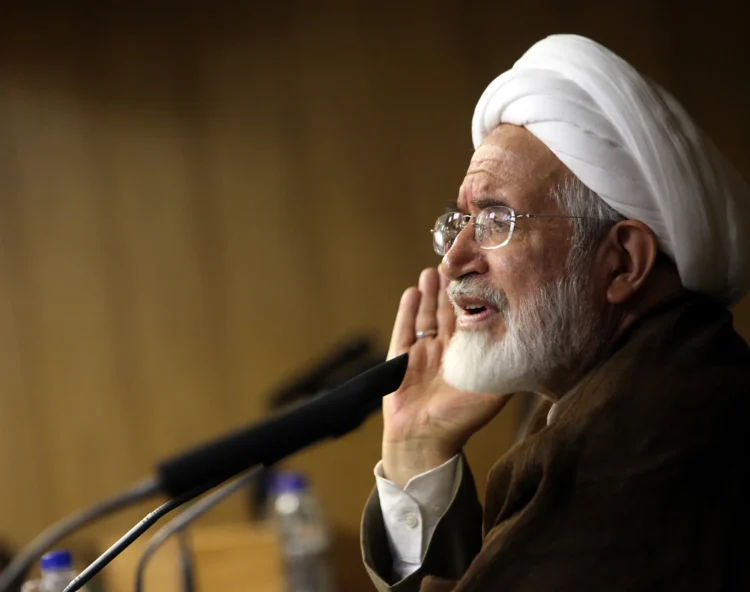 رهبر خودکامه