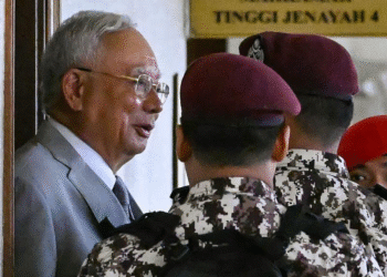  حکم نجیب رزاق در پرونده ۱MDB