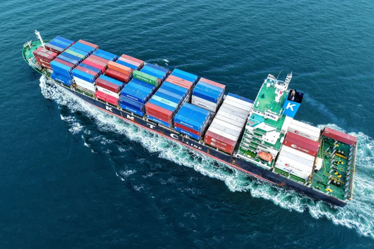 توقیف محموله نظامی ایران