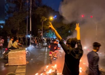 اعتراضات سراسری؛ بازگشت شاهزاده