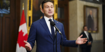 Canadian Oil Pipeline Approval