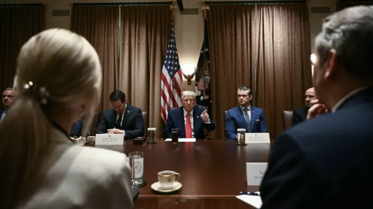 بازی سیاسی ترامپ با تهران