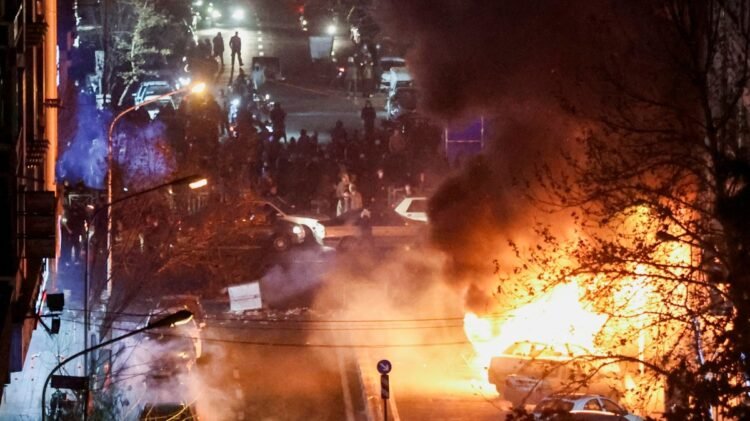 انقلاب ملی ایرانیان