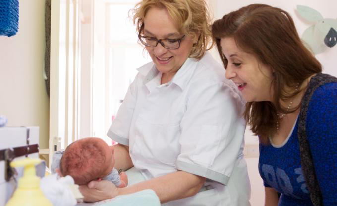 Kraamzorg Dutch maternity care