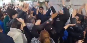 سوگواری سیاسی و رقص در سوگ