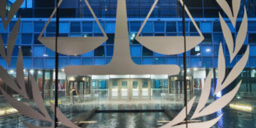 شکایت لاهه و جنایت علیه بشریت