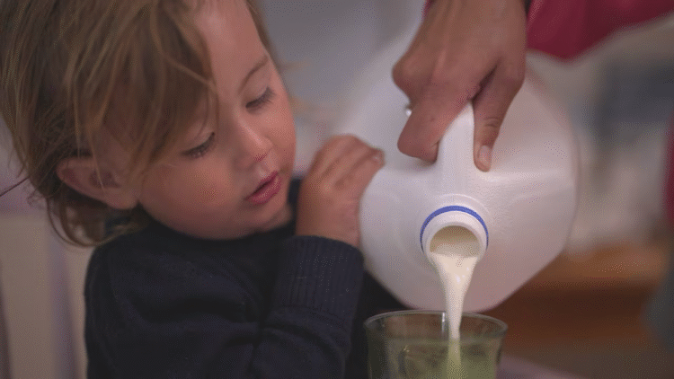 مصرف شیر خام و خطر مرگ