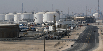 بحران انرژی و تنش خلیج فارس