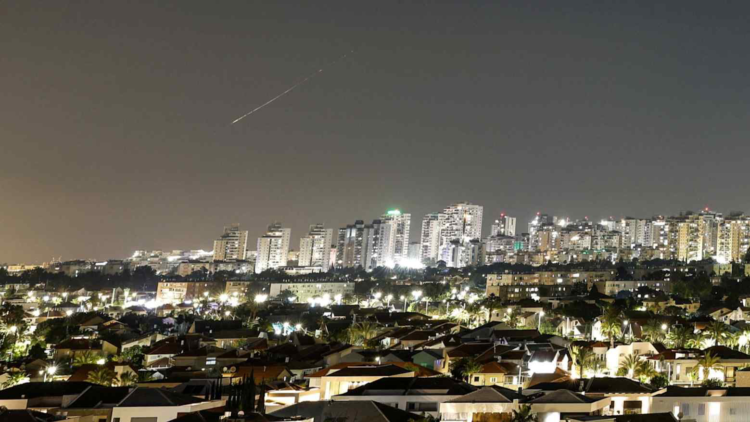Israeli military strikes Beirut