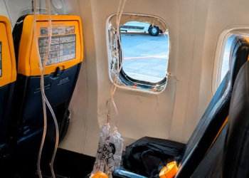 Ryanair window incident
