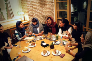 برخورد با حجاب اجباری