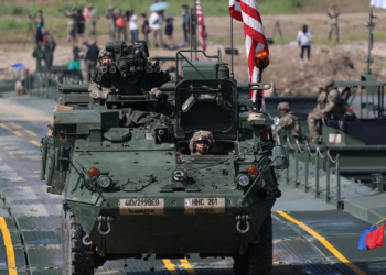 Trump reduces Korea drills