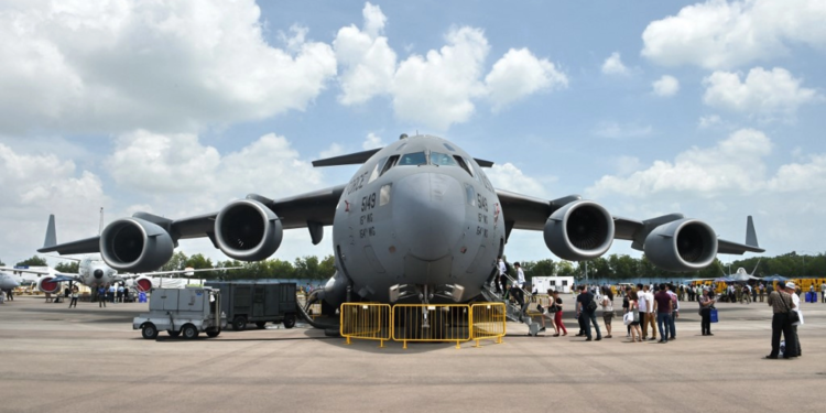 U.S. military plane flew to Moscow