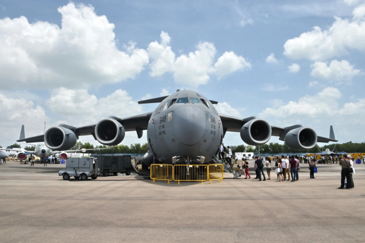 U.S. military plane flew to Moscow