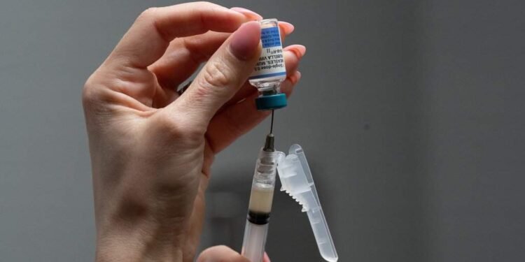 BC Health Officials Urge Students to Update Vaccines