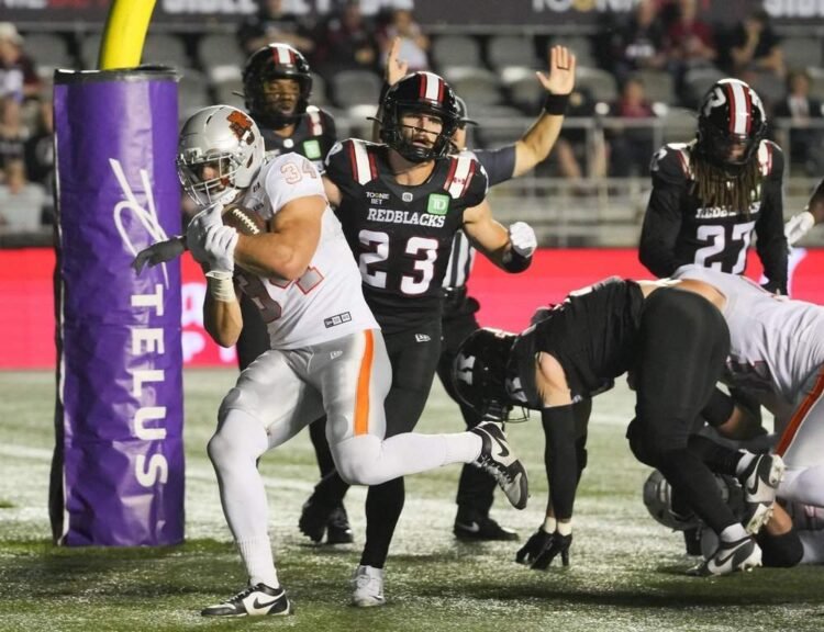 Lions Rout Winless Redblacks as Horvath Scores 4 TDs